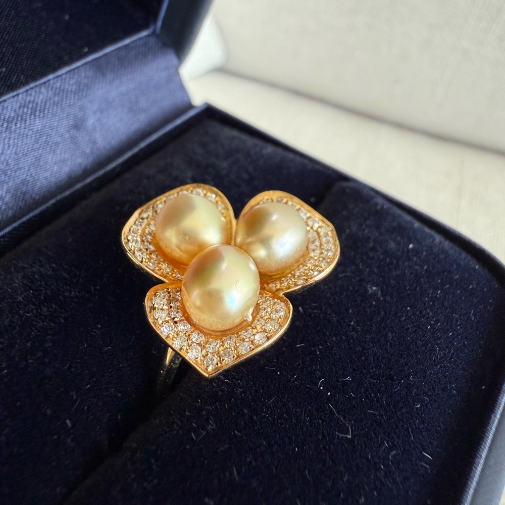 18K Gold Natural Pearl Natural Diamond Ring - Picture 2 of 9